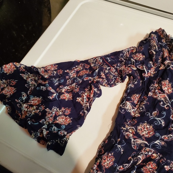 Blue romper - Picture 2 of 3